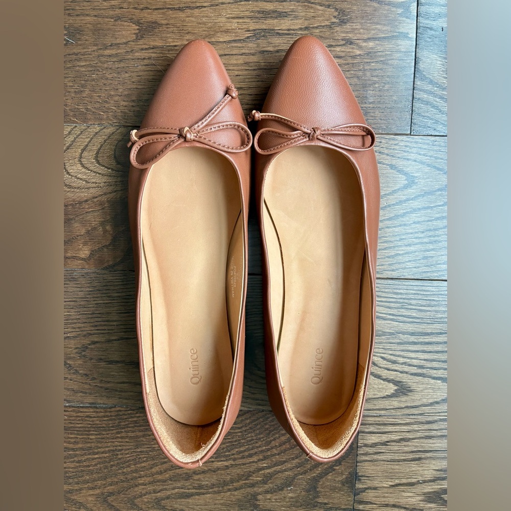 Quince Italian Leather Women's Bow Pointed Flats